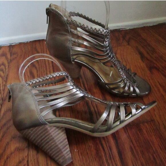 Gold Leather Gladiator Sandals Size 6 Strappy 3.5in Wood Heel Back Zip Moto Boho - Picture 1 of 15